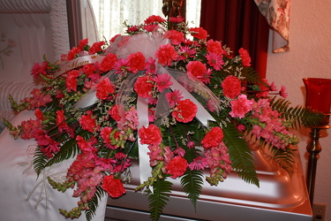 Fuschia Remembrance Casket Spray 